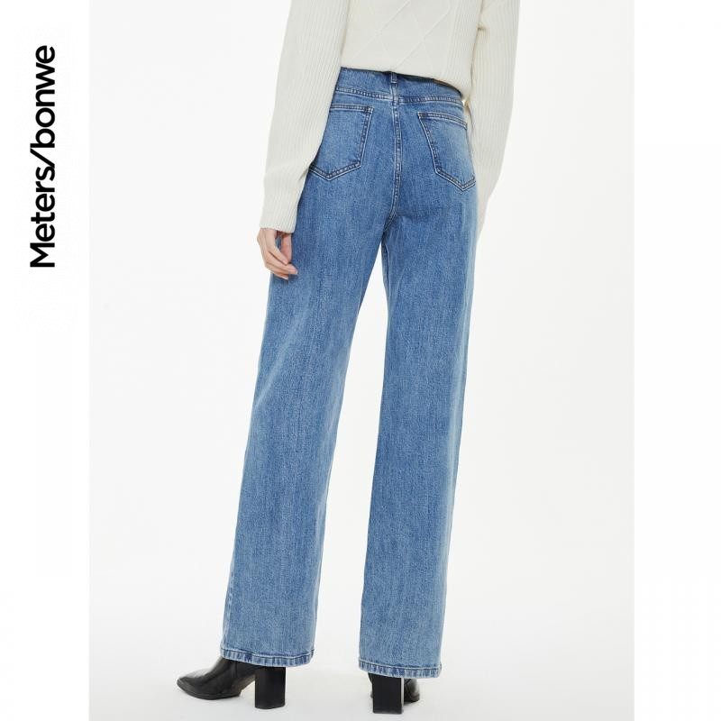  美特斯邦威outlets店牛仔裤