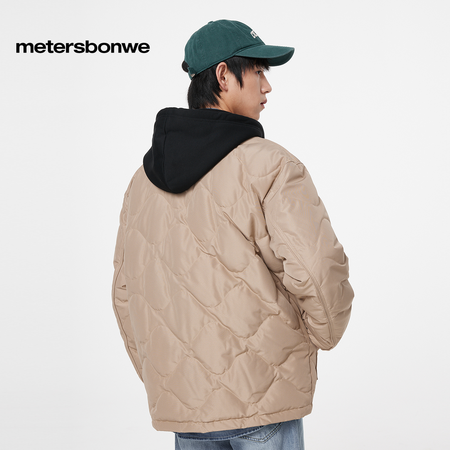美特斯邦威轻薄羽绒服男士冬季新款拼接撞色经典连帽保暖羽绒外套 - 图2