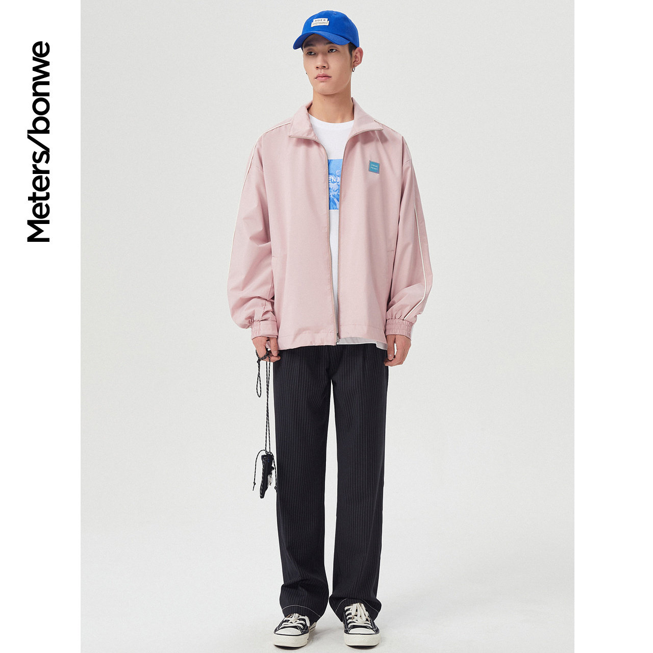  美特斯邦威outlets店夹克