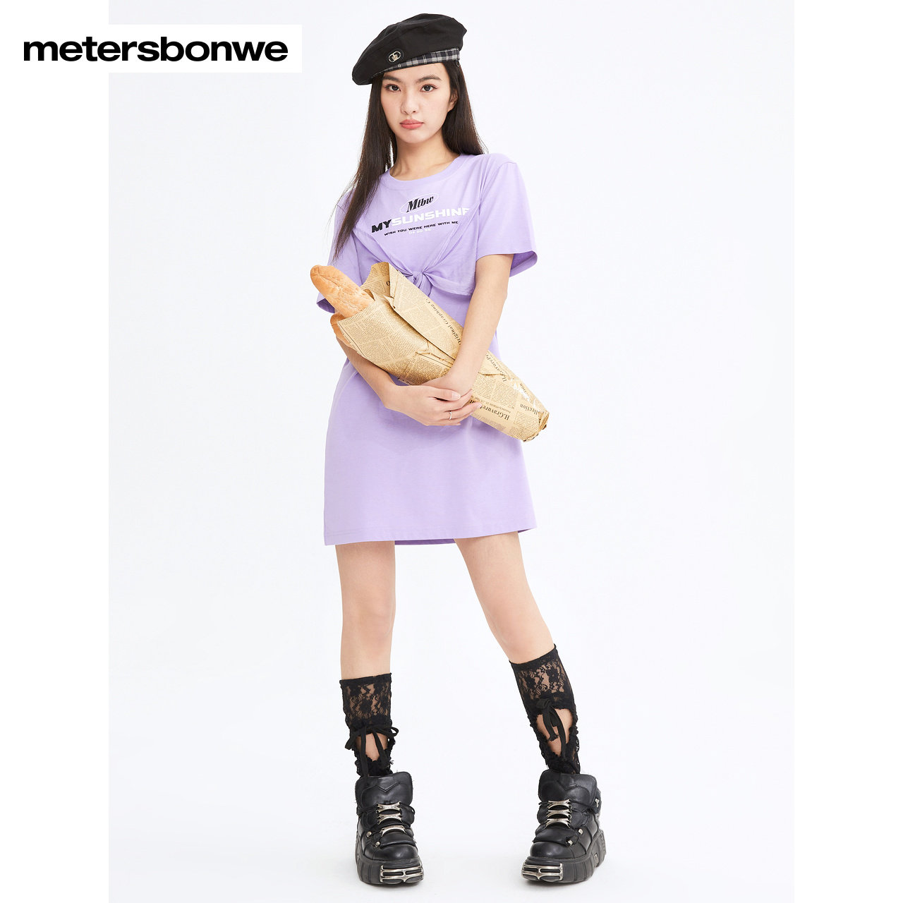  美特斯邦威outlets店T恤