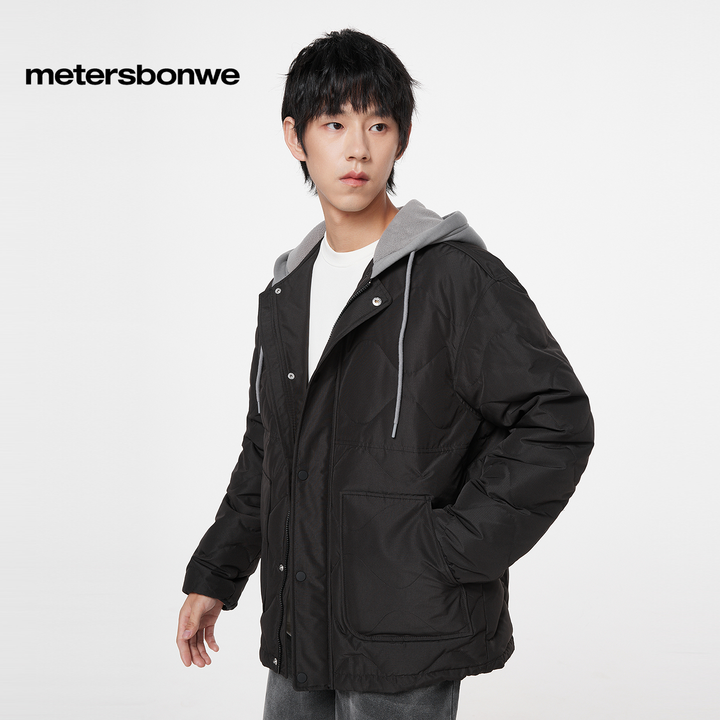 美特斯邦威轻薄羽绒服男士冬季新款拼接撞色经典连帽保暖羽绒外套 - 图0