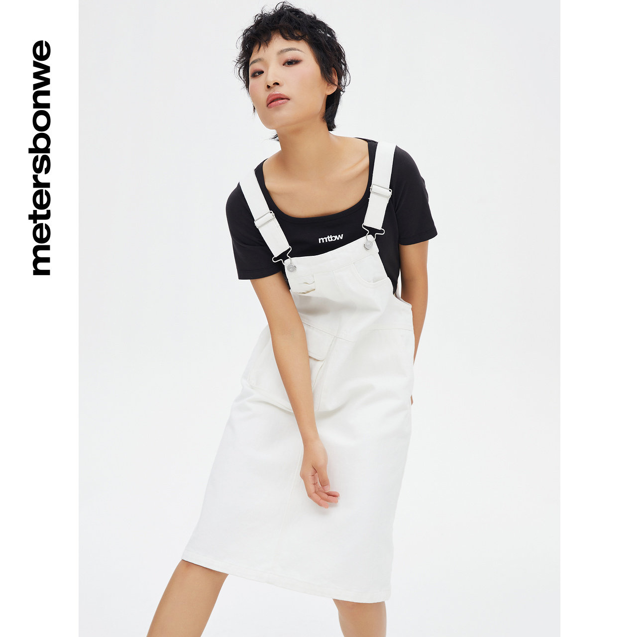 美特斯邦威背带裙春夏牛仔连衣裙 美特斯邦威outlets店连衣裙