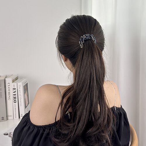【3件8折】桑蚕丝真丝发圈女高级感头绳2026新款小肠皮筋扎头发绳 - 图0