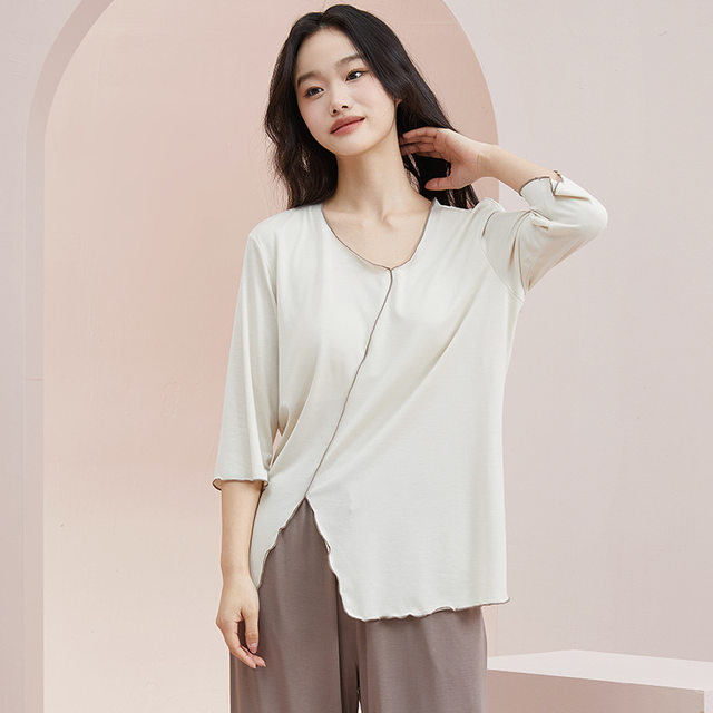 ເຢັນ antibacterial ແມ່ຍິງໃນເຮືອນໃສ່ pajamas ມີ pad ຫນ້າເອິກ