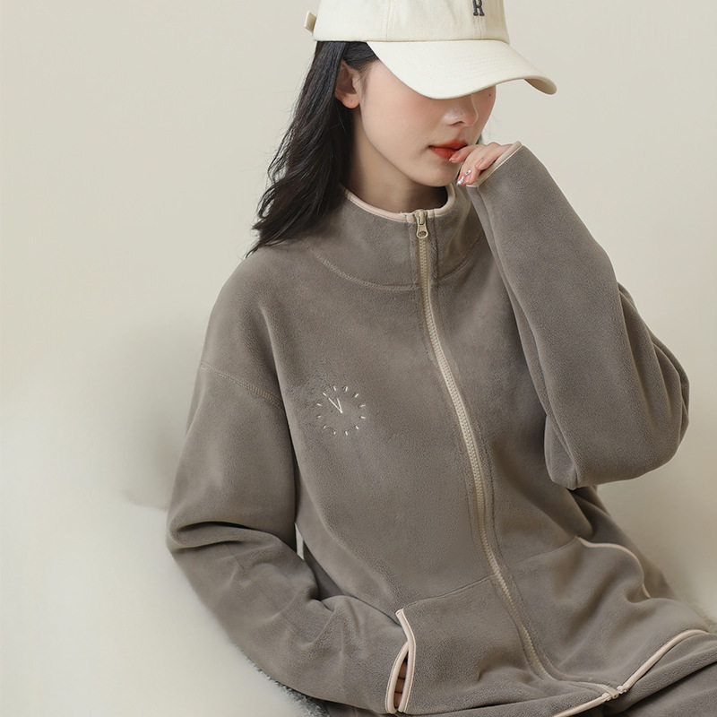  艳润睡衣/家居服套装