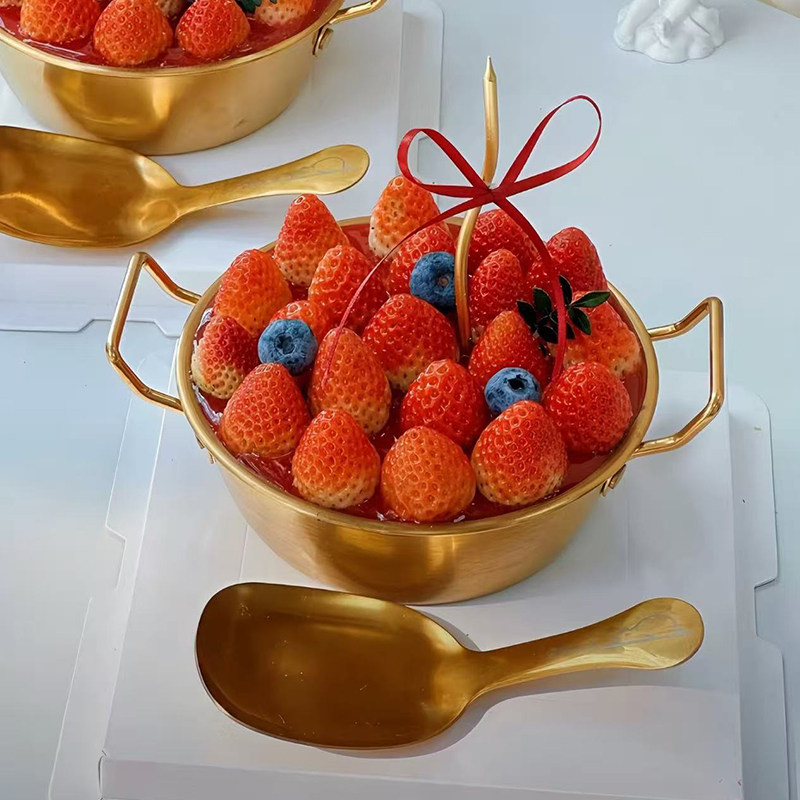 2026爆款网红同款金色双耳碗草莓蛋糕装饰跨年元旦不锈钢草莓碗,淘宝优惠券,粉丝福利购,淘宝优惠卷