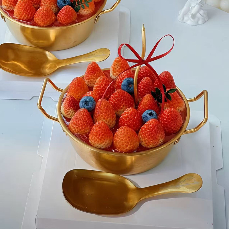 2026爆款网红同款金色双耳碗草莓蛋糕装饰跨年元旦不锈钢草莓碗,淘宝优惠券,粉丝福利购,淘宝优惠卷