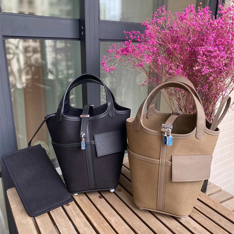 2024新款牛皮配帆布菜篮子包锁扣口袋零钱袋时尚休闲手提帆布小包,淘宝优惠券,粉丝福利购,淘宝优惠卷