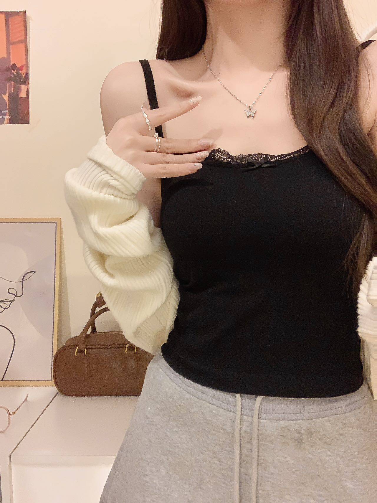 性感纯欲风小蝴蝶结心机吊带背心女装带胸垫亲肤无缝百搭小众上衣