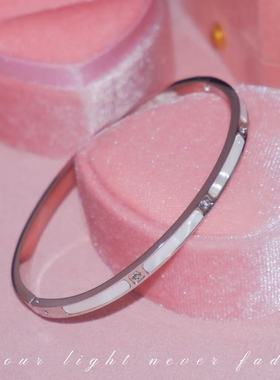 lunar Bracelet ~月光白钛钢手镯美式辣妹风