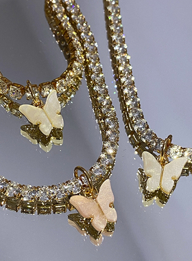 ggxr蝴蝶字母锆石项链520礼物ins