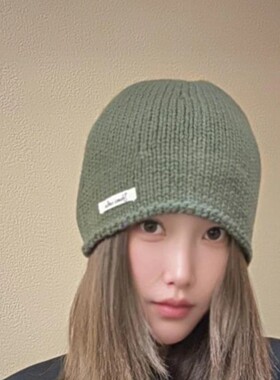 秋冬新款女护耳显脸小针织帽