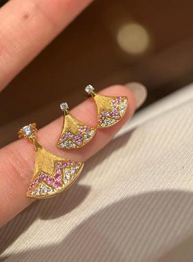 法式复古粉红刚玉拉丝小裙子项链