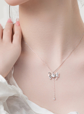 蝴蝶抽拉翅膀可动女神轻奢