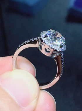 蛋糕款围钻圆包群镶戒指