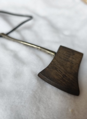 外贸饰品毛衣链服装配饰潮流时尚百搭木质斧头斧子个性长款项链