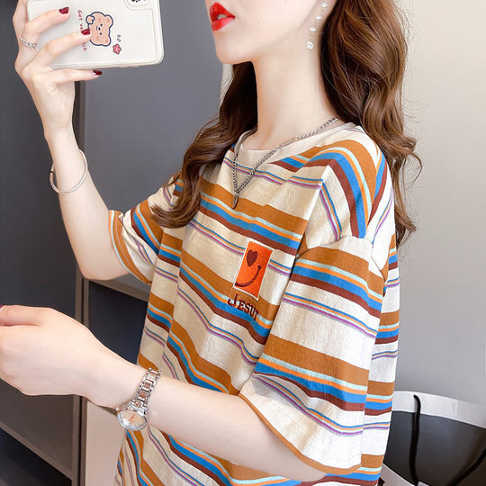 European large version of color striped short-sleeved T-shirt for women
