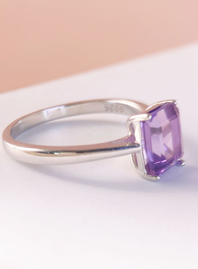 S925银长方形四爪闭口女戒空托