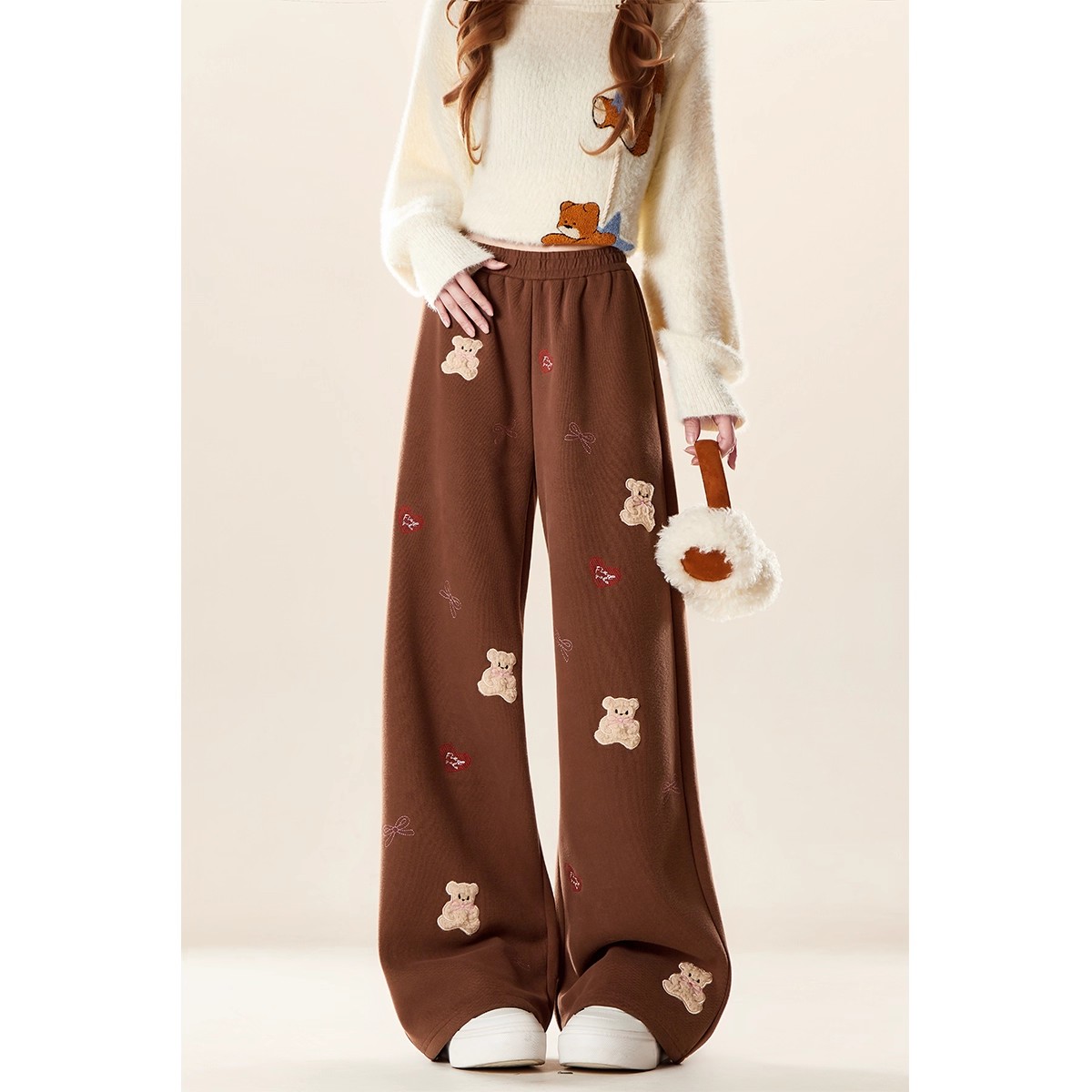 Brown bear embroidered sports casual wide-leg pants with velvet