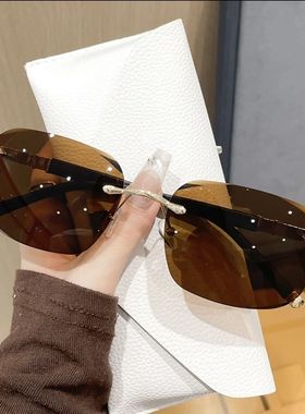 款2024年新款开车钓鱼太阳镜男专用偏光墨镜男驾驶圆脸强光方形