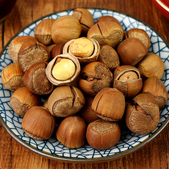 Nueva especialidad Tieling de avellana salvaje del noreste, bocadillos para embarazadas de avellana sin aditivos, 2025 frescos