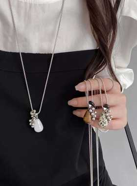 虎眼石葡萄串珠项链女2025新款长款颈链高级感小众毛衣链吊坠配饰