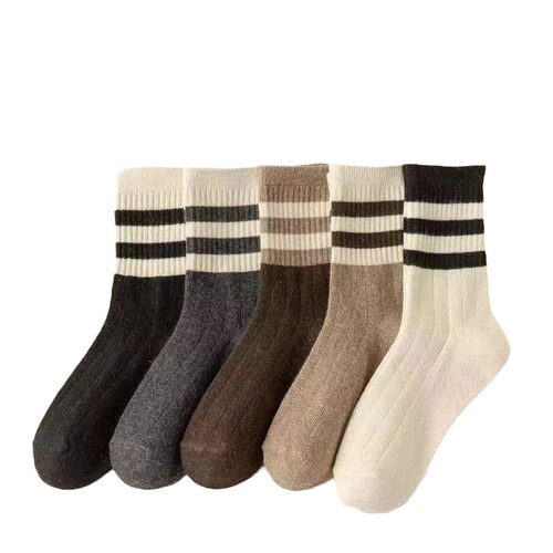 运动潮流百搭中筒袜 - 图3