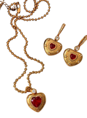 红色宝石拉丝大爱心项链配饰女轻奢小众高级感长款桃心锁骨链颈链