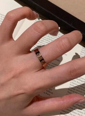 love戒指女18k玫瑰金宽窄男士经典款满天星指环卡家情侣结婚对戒