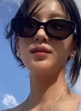 2026新款复古猫眼墨镜高级感欧美框白色旅游简约美式嘻哈太阳眼镜