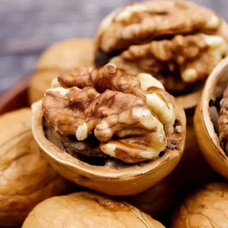 新货手剥烤核桃五香味零食特产坚果新疆特产