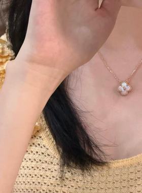 全新原单品质精挑细选深海极光粉贝母2025圣诞限定18k玫瑰金项链