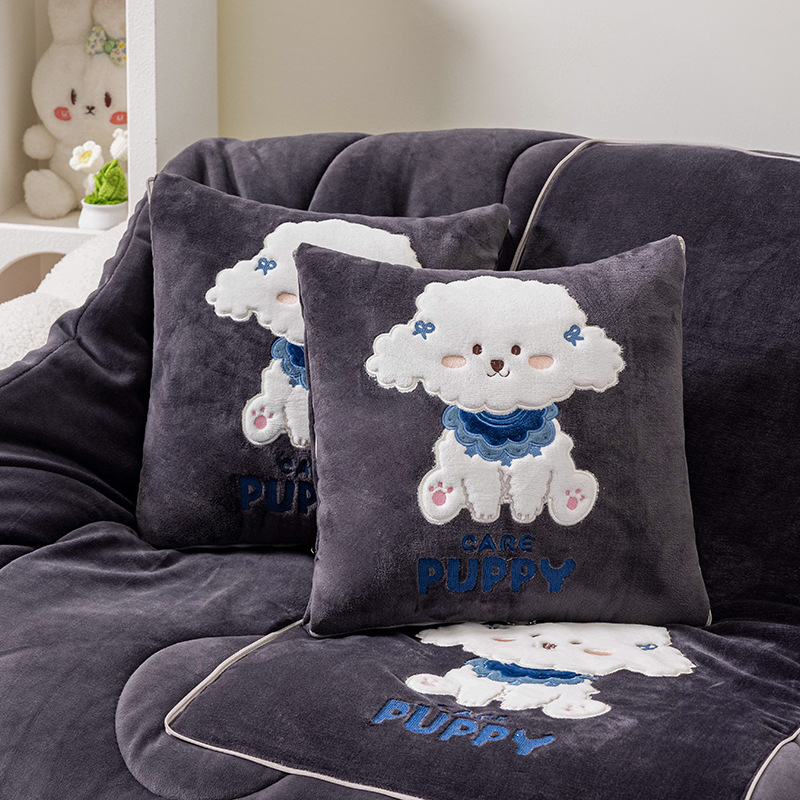 Thickened milk velvet pillow quilt dual-purpose two-in-one winter warm car pillow cushion student lunch break quilt