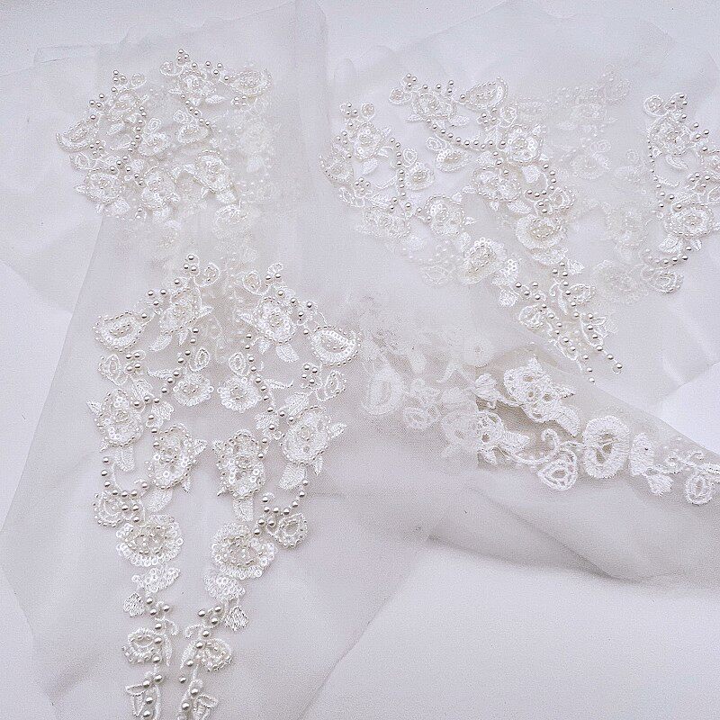 新款热销珠子珠片时尚领花布贴特种绣花章辅料女装童装白色新工艺