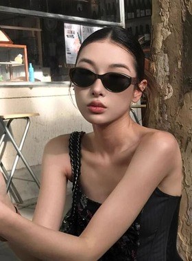 新款猫眼墨镜女时尚潮流防紫外线