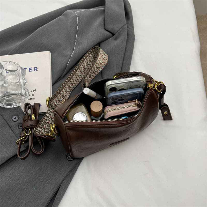 Ibrahimovic's popular bag this year 2025 new wideband crossbody bag women's retro niche pillow bag waist bag