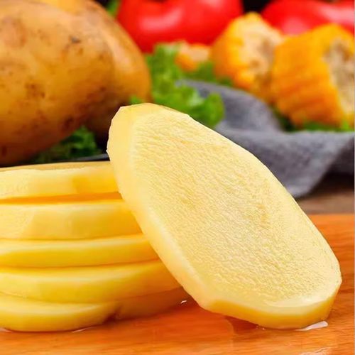 2025年贵州威宁当季新鲜现挖黄心沙面农家土豆高山种植粉糯马铃薯 - 图2