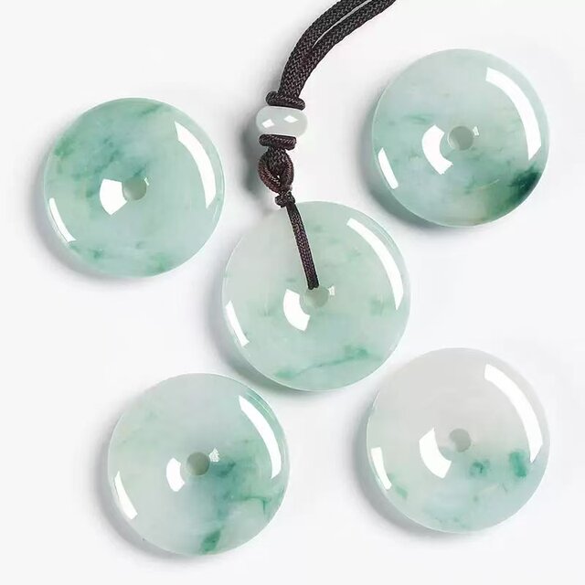 Jade Peaceful Buckle Pendant Floating Flower Jade Pendant