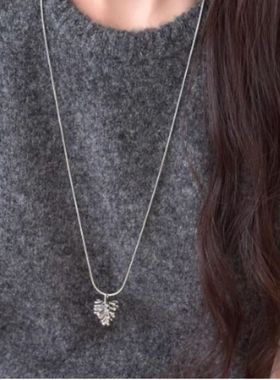韩系银色松果长款钛钢不掉色项链女高级感轻奢小众毛衣链简约配饰