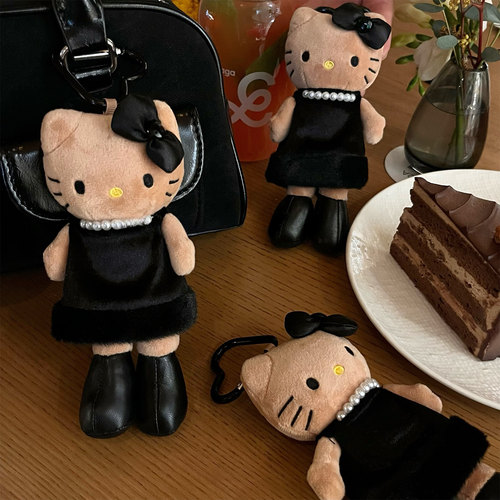 日本黑皮长腿小香风包包挂件hellokitty书包挂饰公仔毛绒女生玩偶 - 图2