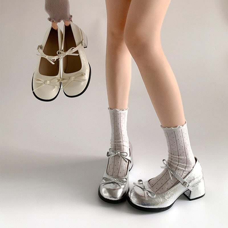 法式银色小个子浅口粗高跟单鞋女2025新款夏季配裙子JK玛丽珍鞋子,淘宝优惠券,粉丝福利购,淘宝优惠卷