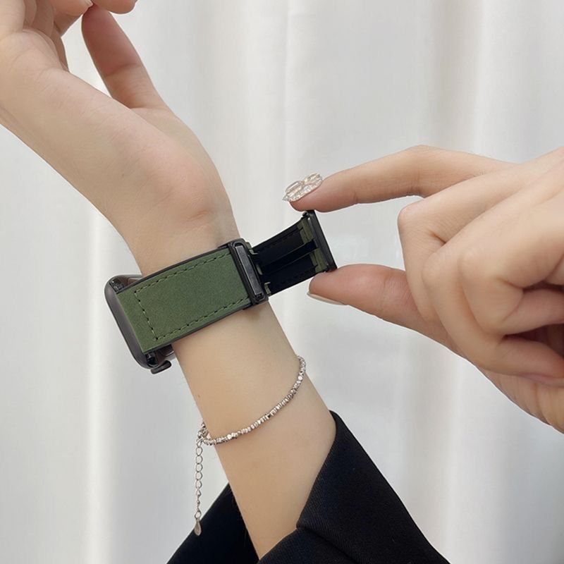 适用Applewatchs8手表iwatch9手表表带真皮S8苹果创意ultra智能S9运动S7硅胶S6高级6代SE男女磁吸扣疯马皮纹