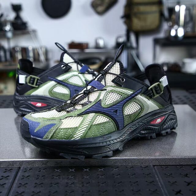 RacerTrailSE retro, versatile, ສະ​ດວກ​ສະ​ບາຍ, ບໍ່​ເລື່ອນ, ທົນ​ທານ​ຕໍ່​ການ​ສວມ, breathable, ຕາກ​ແຫ້ງ​ໄວ, ຕັດ​ຕ​່​ໍ​າ, ນອກ, ການ​ທໍາ​ງານ​ແລະ​ນ​້​ໍາ​ຫນັກ​ເບົາ