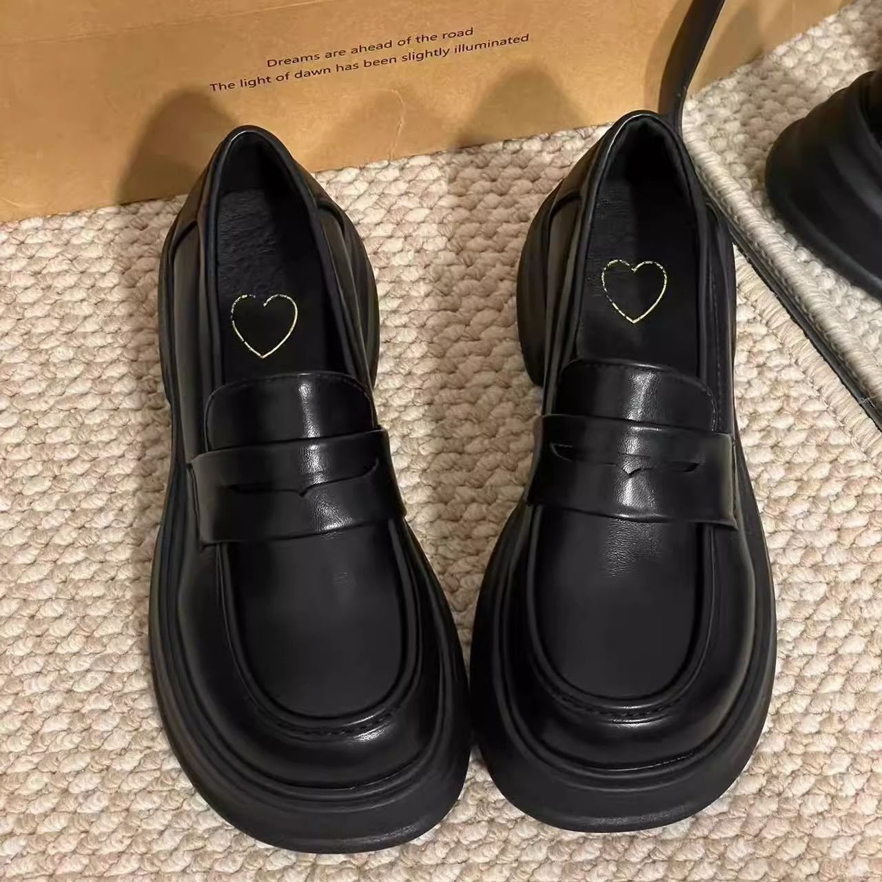 圆头厚底英伦乐福鞋女2025新款复古百搭jk正装单鞋黑色粗跟小皮鞋 - 图2