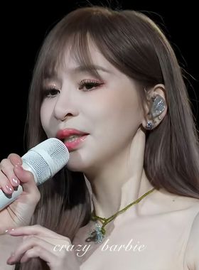 王心凌同款蓝绿花朵小清新项链锁骨链串珠choker新款新款小众颈链