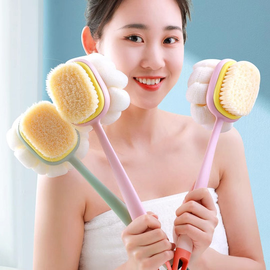 Take a bath and rub your back without asking for help. Bath towel, bath ball, bath flower, back rub mud, bath soft-bristled brush with long handle on the back.