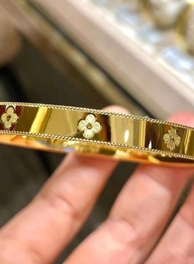 四叶草沙金手镯时尚简约女款手环小红书爆款古法传承不掉色