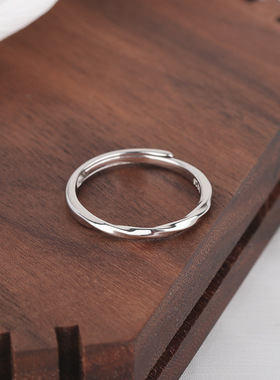 s925纯银莫比乌斯环戒指女男时尚百搭细款小众素圈戒子送礼物