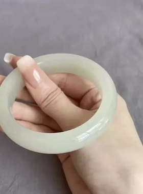 爆款仿新疆和田玉手镯青白玉镯子圆条手镯青白玉水润手镯