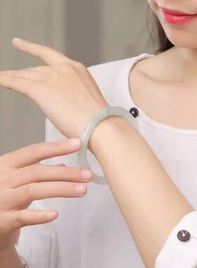 新疆天山翠高冰手镯半山半水天山翠镯子女冰种飘花细圆条玉镯古风